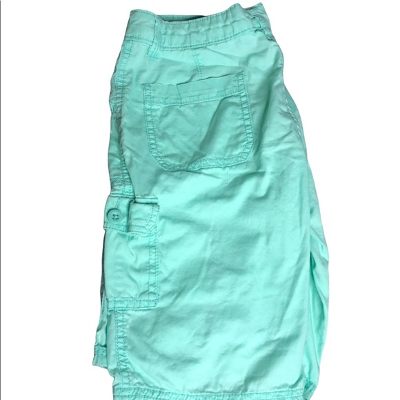 Seafoam Green Shorts - Picture 3 of 4